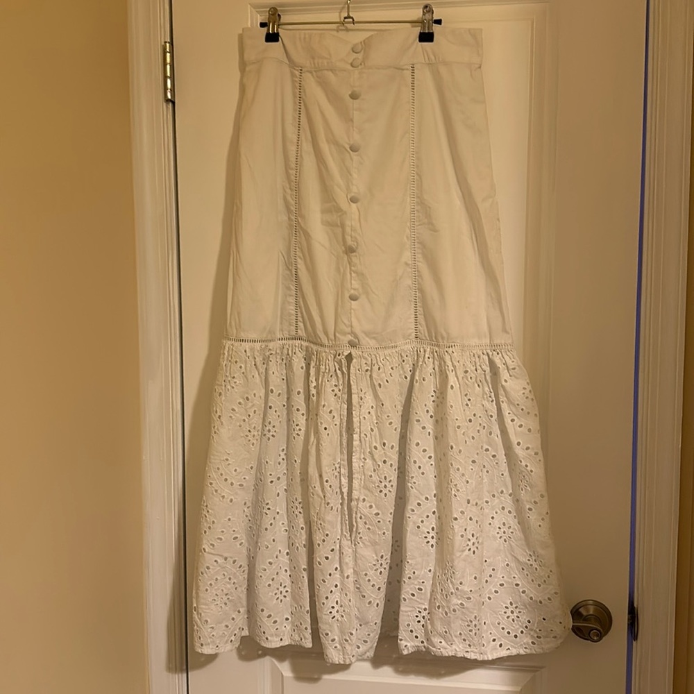 NY&Co NWOT White Eyelet Maxi Skirt Size Large